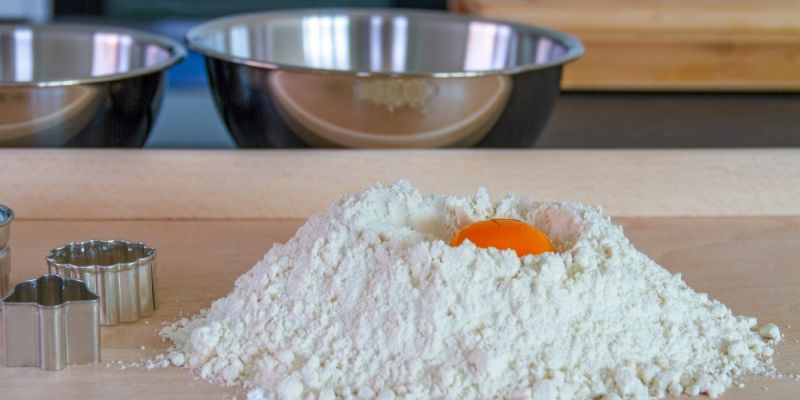 Mąka na świątecznym stole – po którą warto sięgnąć?