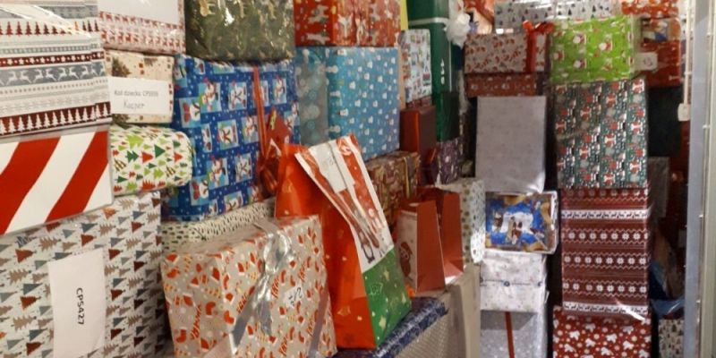 Worek z prezentami otwarty - św. Mikołaj przekazał gdańskim dzieciom 1600 paczek