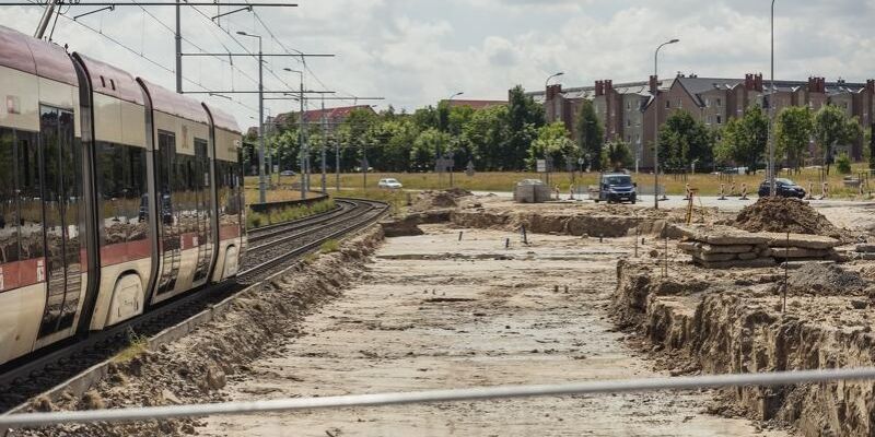 Budowa linii tramwajowej w Nowej Warszawskiej. Od dziś zmiany w ruchu