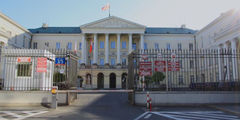 Kto miałby zastąpić Trzaskowskiego?