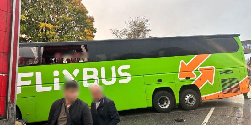 Wpadek polskiego autobusu na Ukrainie. Nie żyją trzy osoby