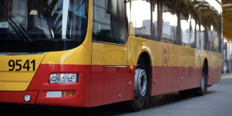 Spłonął autobus miejski. Na szczęście nikt nie ucierpiał
