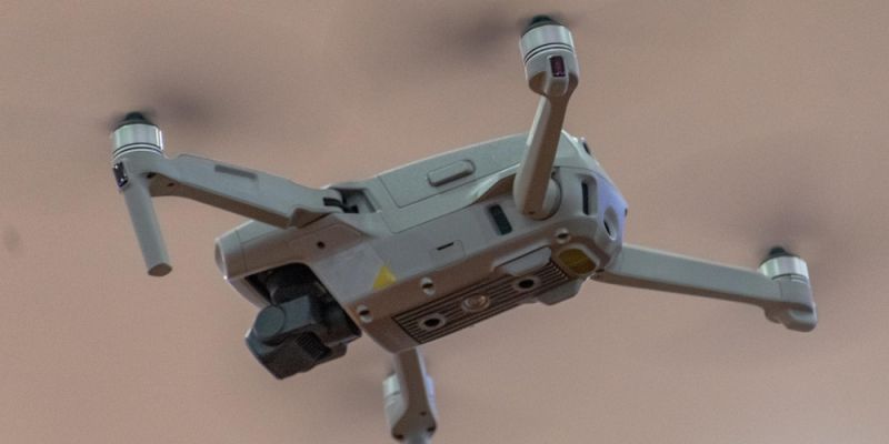 Zakaz latania dronem w dniu 11 listopada. Jakie miejsca obejmie?
