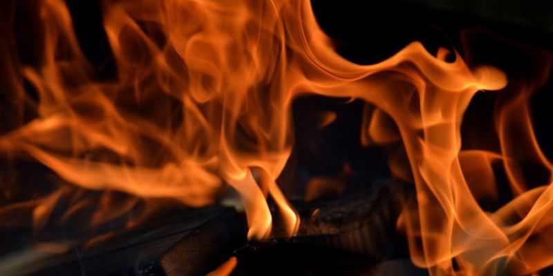 Tragiczny pożar w Komorowie. Jedna osoba nie żyje