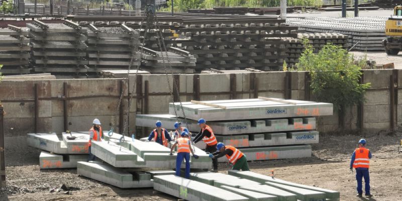 Remont  na Placu Zawiszy: Utrudnienia i zmiany tras tramwajów od 7 lipca