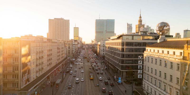 Warszawa projektuje naziemne przejście przez Aleje Jerozolimskie w osi ulicy Brackiej
