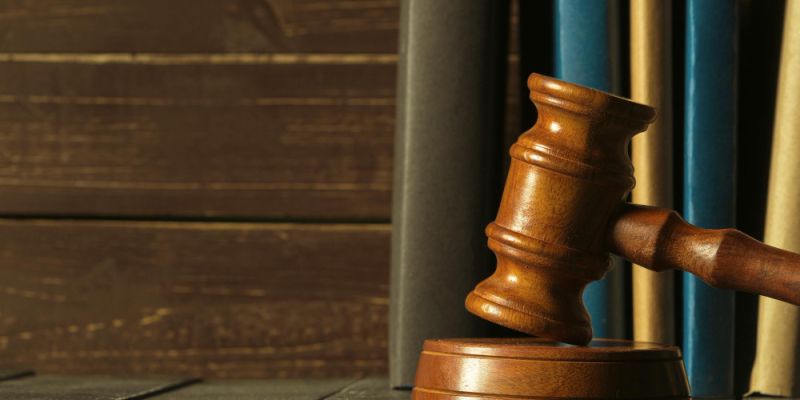 29 osób oskarżonych w sprawie Collegium Humanum. Prokuratura ujawnia szeroki proceder korupcyjny i fałszowania dokumentów