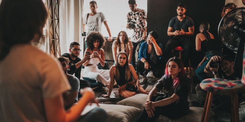 Jak znaleźć swoich ludzi w nowym mieście? Bezpłatne sposoby na poznanie znajomych w Trójmieście