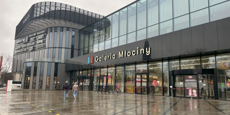 Galeria Młociny zmienia zasady parkowania. Jakie są nowe opłaty?