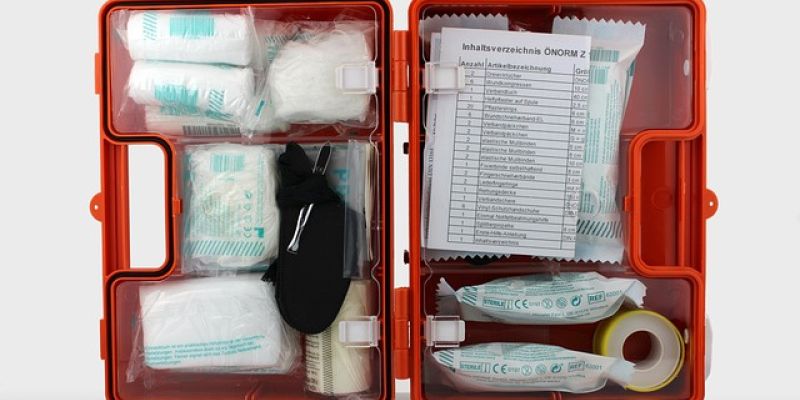 Czy w autobusach i tramwajach są apteczki? ZTM wyjaśnia