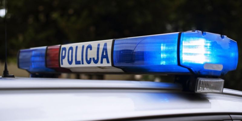 Pijany kierowca zasnął za kierownicą na mokotowskim skrzyżowaniu: 31-latek miał w organizmie ponad dwa promile alkoholu