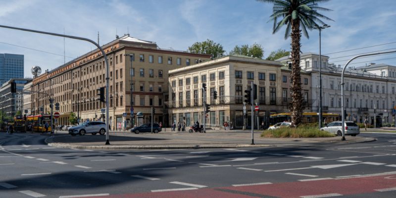 Egzotyczny krajobraz w ścisłym centrum stolicy: metamorfoza Ronda de Gaulle’a