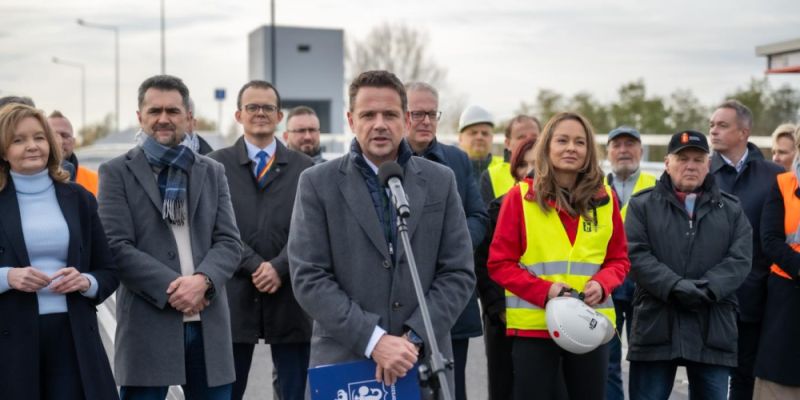 Nowy wiadukt na Chełmżyńskiej już otwarty - czy to koniec korków w Rembertowie?