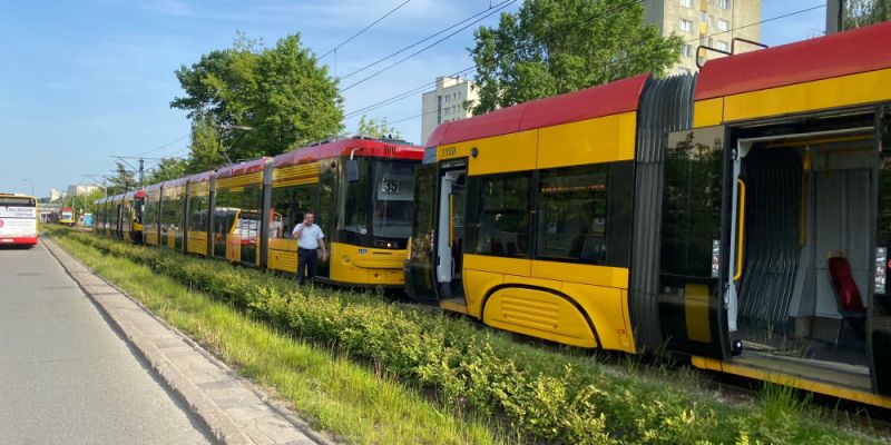 Zerwana sieć trakcyjna na rondzie Tybetu. Ogromne utrudnienia