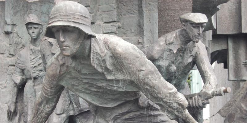 Urodziny Fotoplastikonu Warszawskiego - miejsca, gdzie historia styka się z teraźniejszością