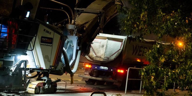 Duże remonty drogowe i zmiany w ruchu w Rembertowie, na Okęciu i Saskiej Kępie