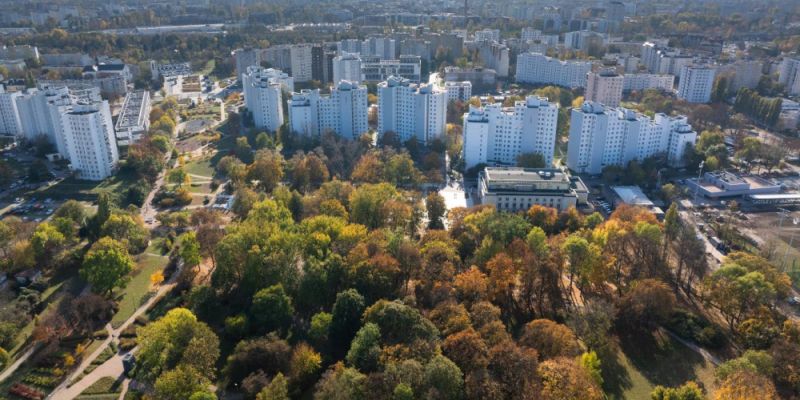 Rozpoczęły się konsultacje społeczne w sprawie rewitalizacji Parku Wiecha na Targówku