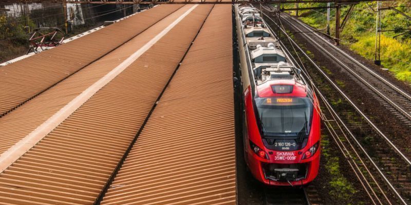 Awaria pociągu SKM linii S40. Utrudnienia w kursowaniu pociągów