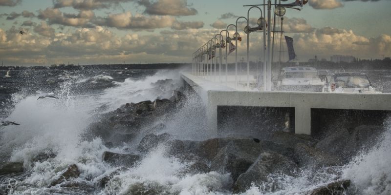 Wiatr od morza – Miejskie Centrum Zarządzania Kryzysowego radzi