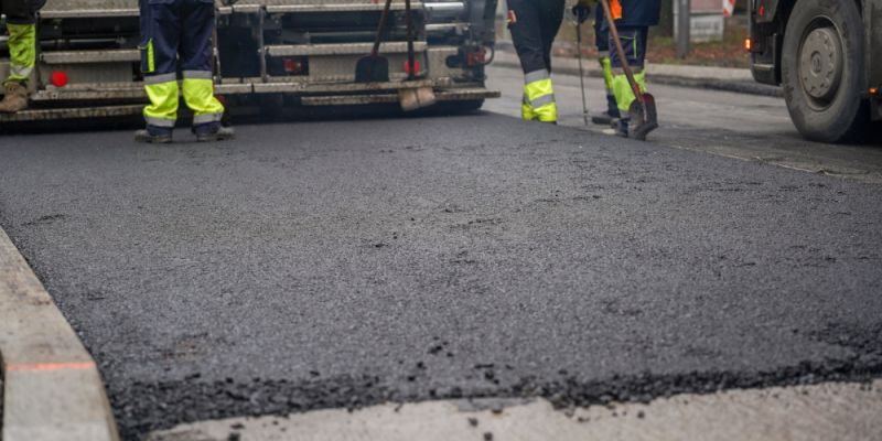 Nowa nawierzchnia na ulicy Egejskiej: start prac drogowych i zmiany w ruchu