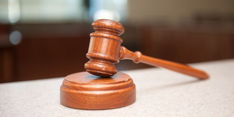 Mężczyzna został aresztowany za oszustwa metodą ,,na policjanta i prokuratora’’