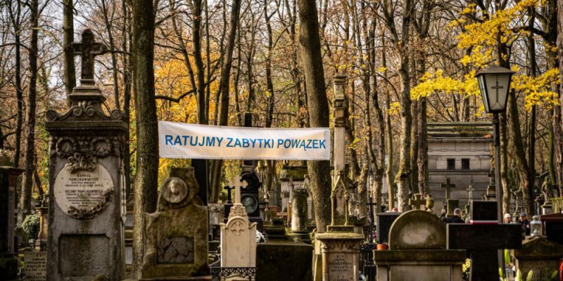 Kwesta na Starych Powązkach. Kogo spotkamy? Jaki jest jej cel ?