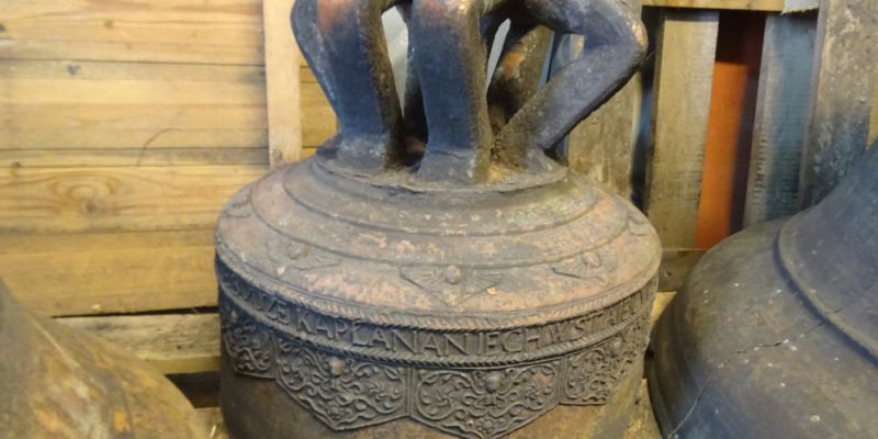 Dzwony z Kamionka już nie zabrzmią, ale zostały zabytkami. Decyzja po pożarze sprzed roku