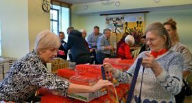 Świąteczne paczki dla potrzebujących gdynian przygotowane