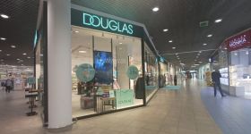 DOUGLAS już otwarty w Galerii Przymorze. Na klientów czekają prezenty i promocje